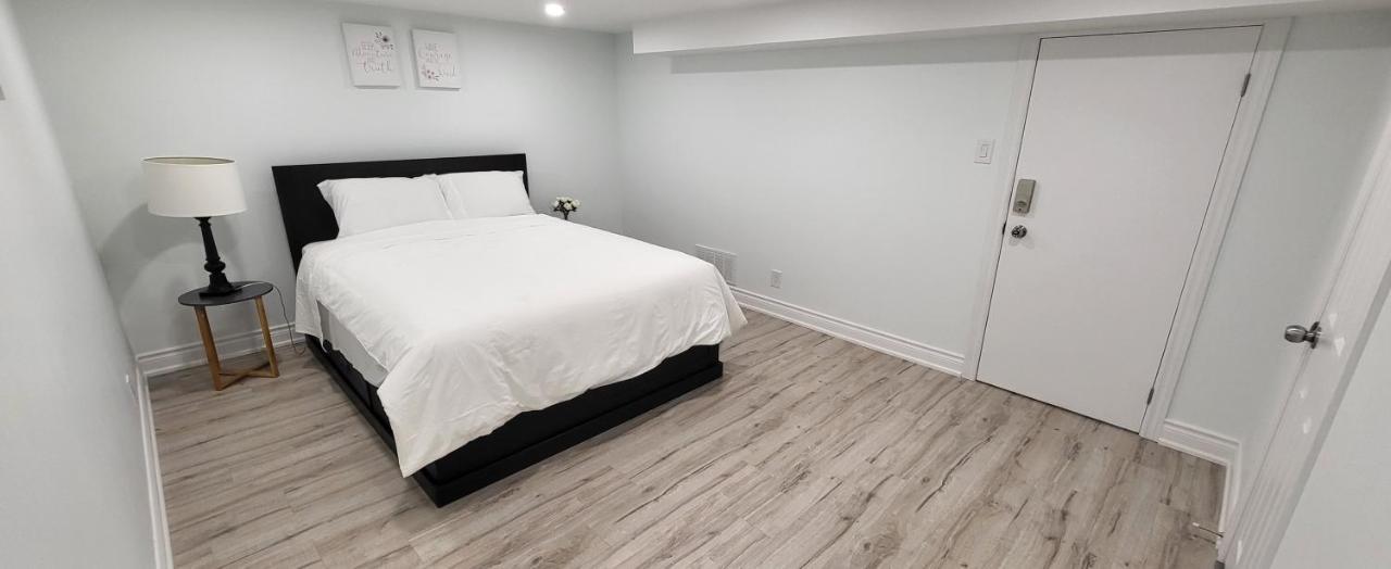Queen Bedroom With Private Washroom Near 401, 404, Dvp, Markham, North York, Free Parking Toronto Extérieur photo